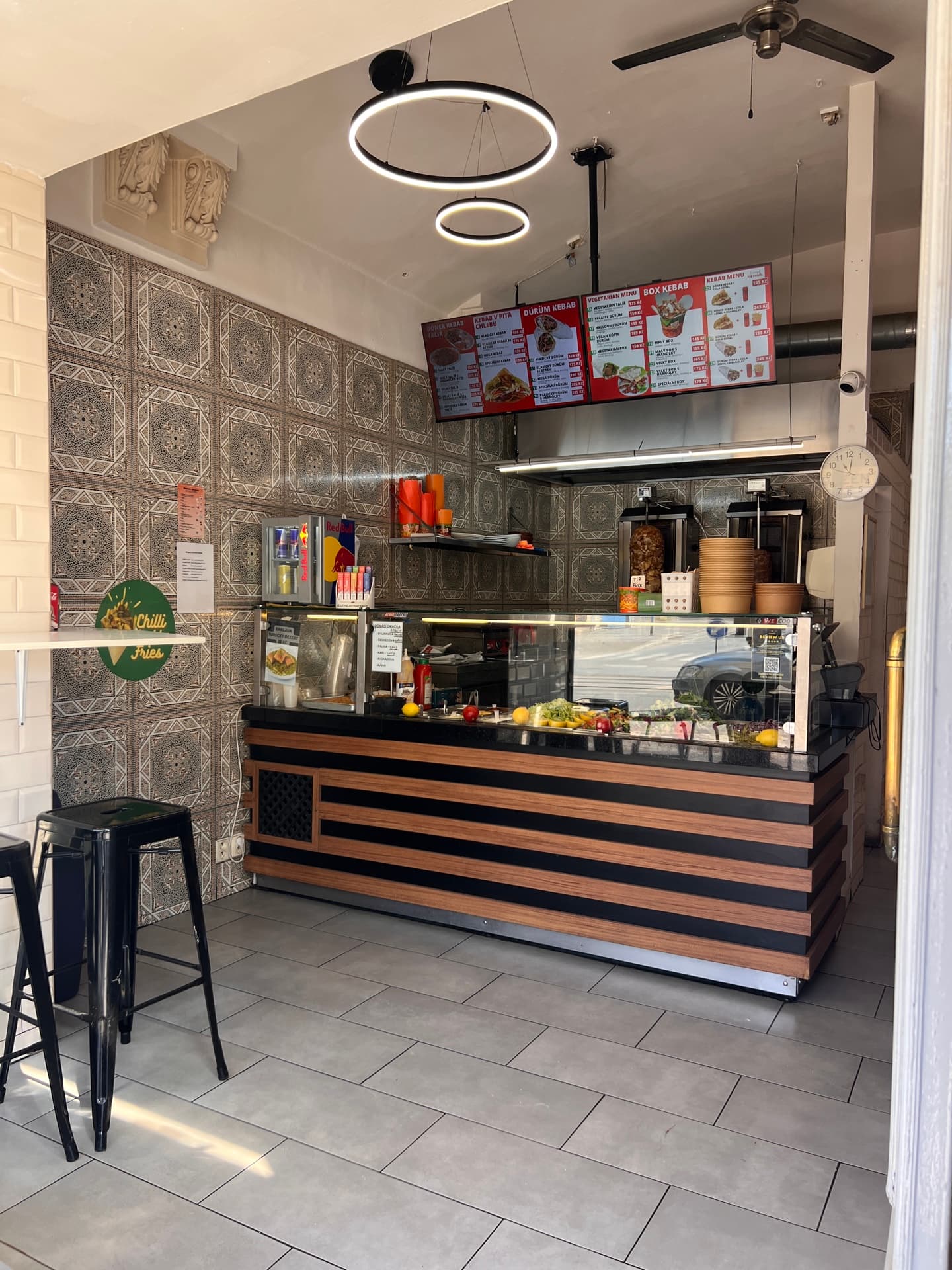 Queen's Kebab – jídlo z grilu